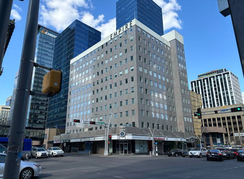 EMPIRE BUILDING