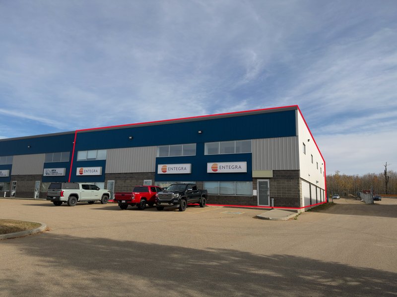 INDUSTRIAL OFFICE / WAREHOUSE WITH YARD