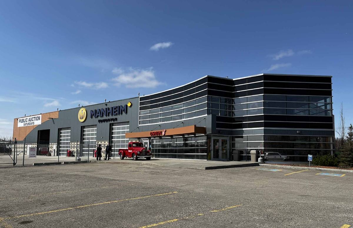 Manheim Multi-Building Industrial Showroom for Sale - Edmonton, AB
