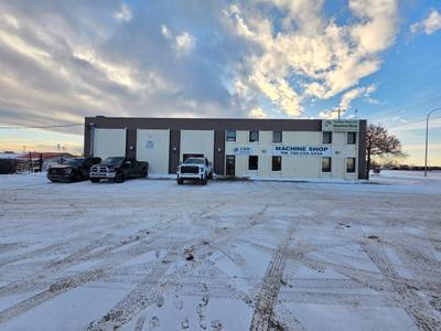 Industrial Building for Sale or Lease 5909 07 4 Avenue Edson