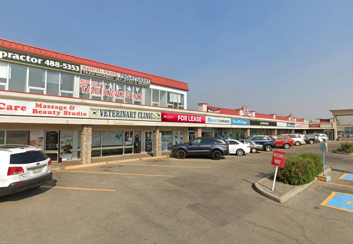 Retail Units for Lease – Rosslyn Shopping Centre, NW Edmonton