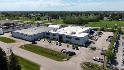 Office/Shop Facility on 4.99 acres