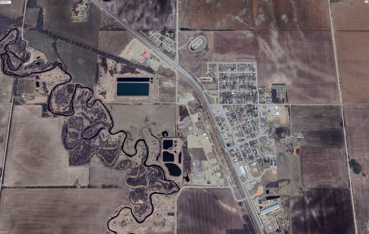 4.07‑Acre Development Land for Sale - Highway 2 Frontage, Hythe, AB