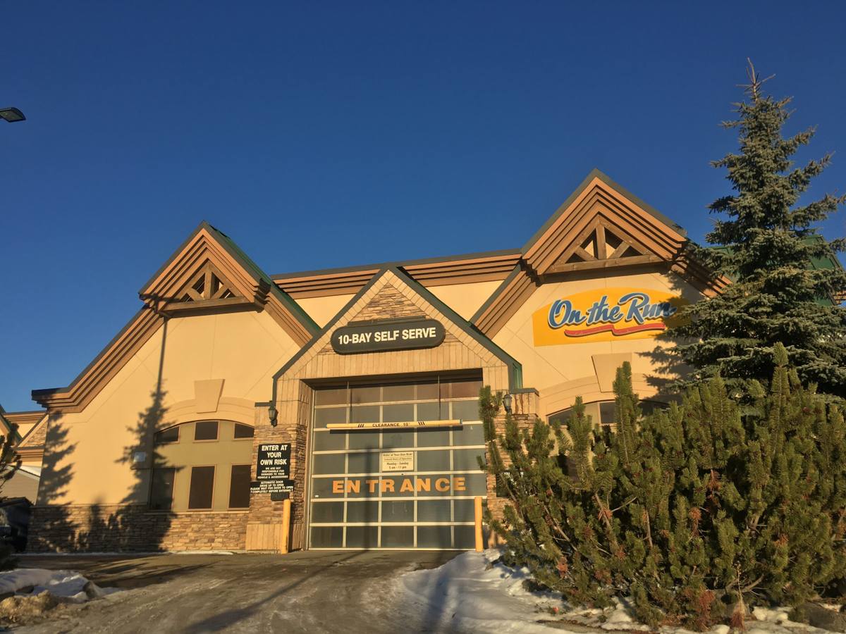 Airport Road Retail Space for Lease – Rocky Mountain Plaza
