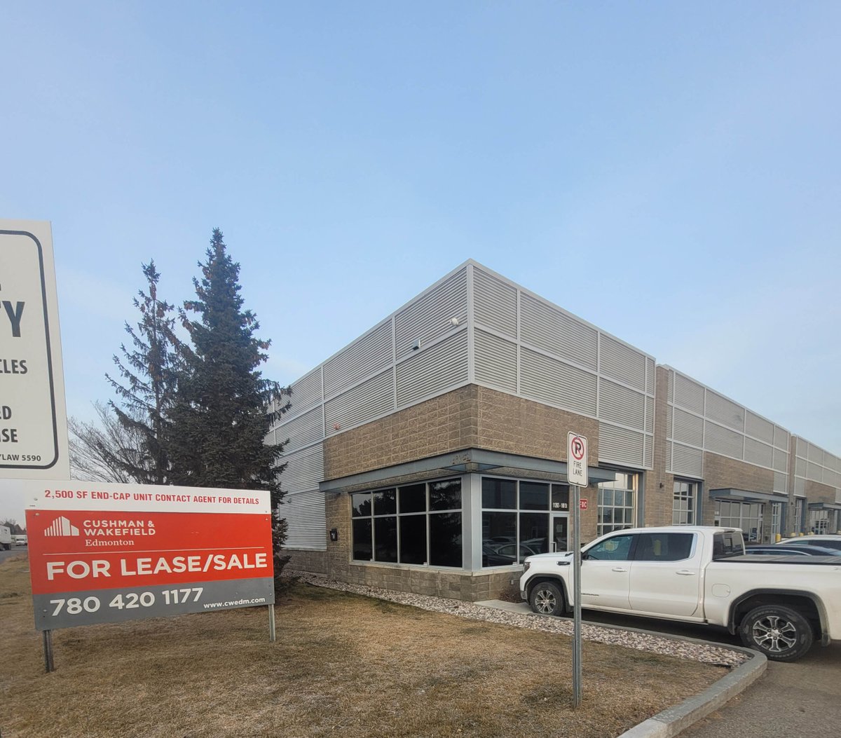 End-Cap Office Condo with Mezzanine – West End, Edmonton